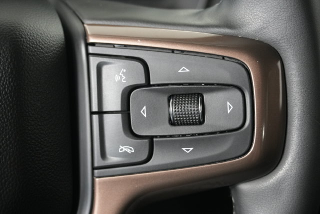 Used 2024 Chevrolet Tahoe High Country AWD/4WD image 17