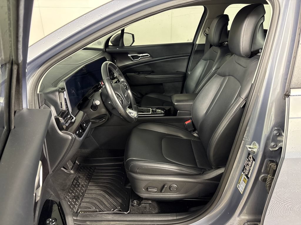 Used 2023 Kia Sportage EX FWD image 28
