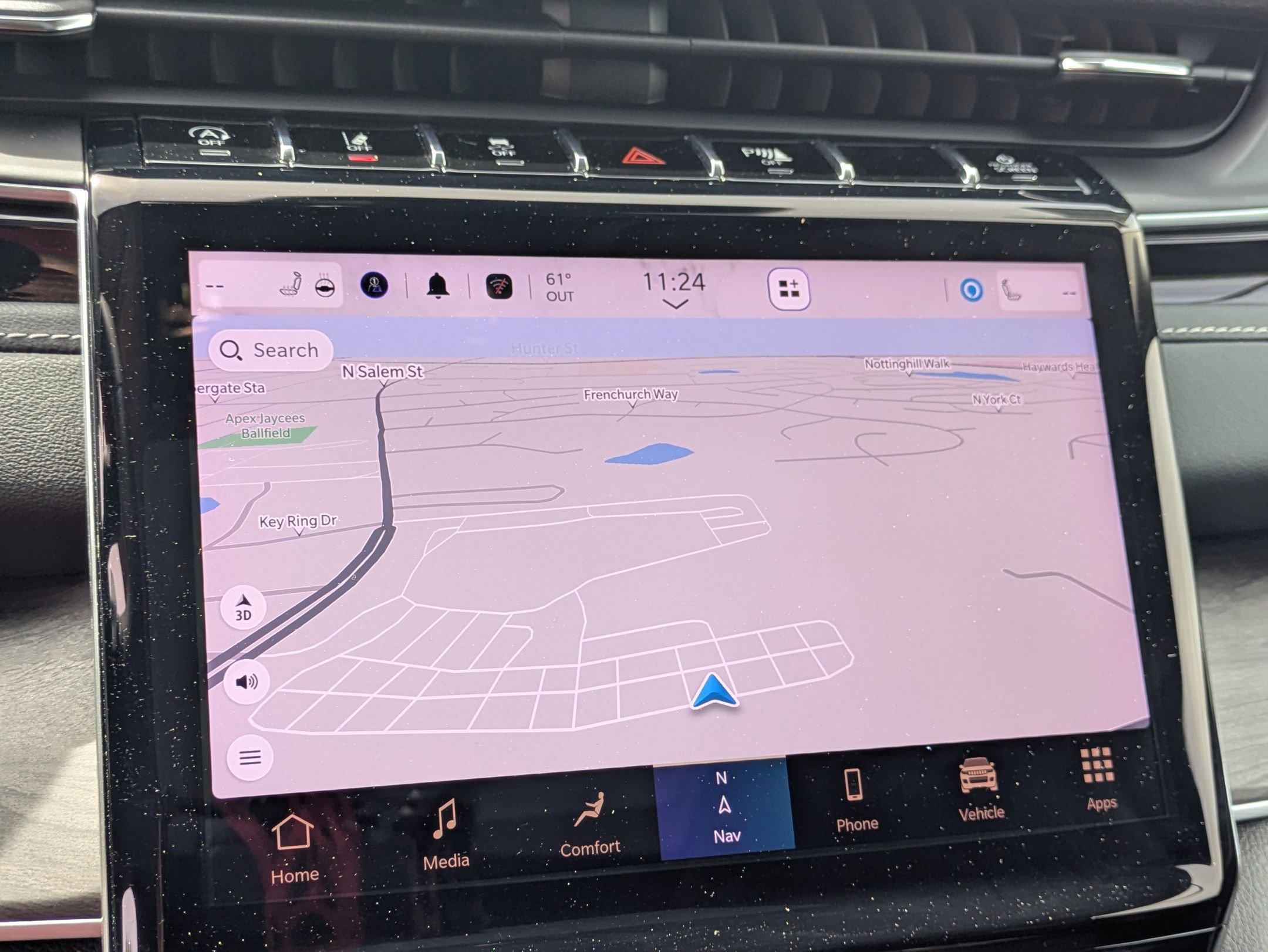 Used 2023 Jeep Grand Cherokee Limited w/ Luxury Tech Group II AWD/4WD image 26