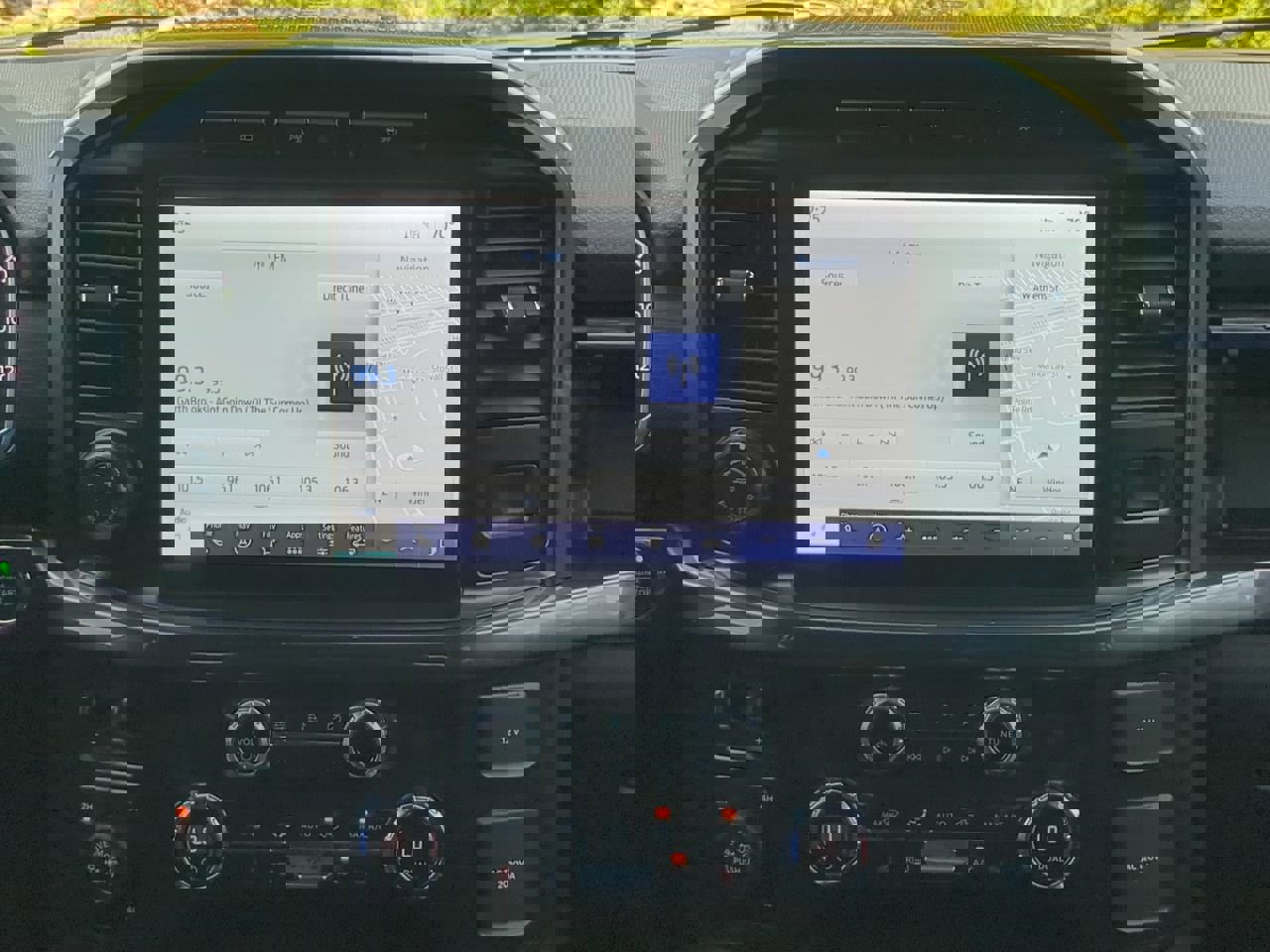 Certified 2021 Ford F150 XLT w/ Equipment Group 302A High image 16