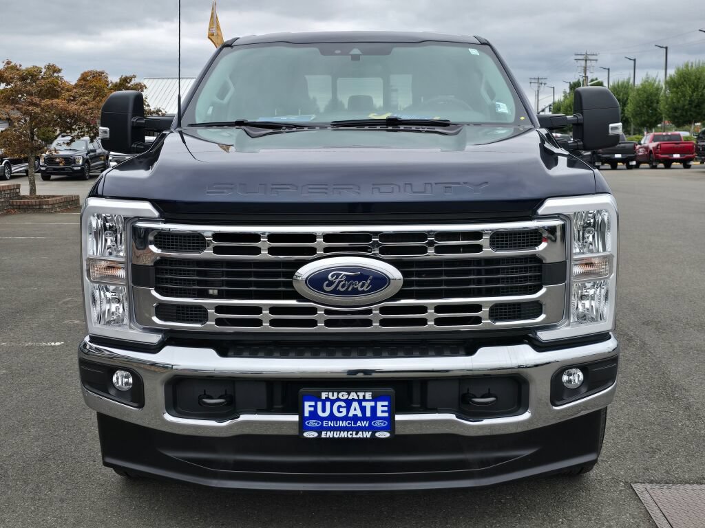 Certified 2025 Ford F250 XLT AWD/4WD image 3