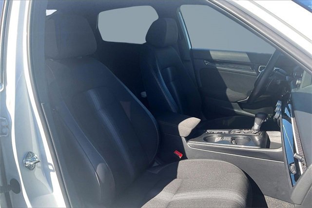 Used 2025 Honda Civic Sport image 9