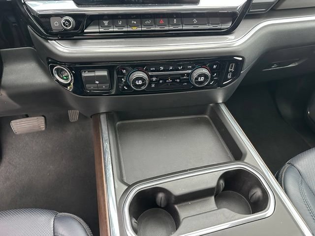 Used 2024 Chevrolet Silverado 2500 High Country w/ High Country Premium Package AWD/4WD image 44