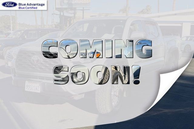 Used 2020 Toyota Tacoma TRD Off-Road w/ TRD Premium Off Road Package image 3