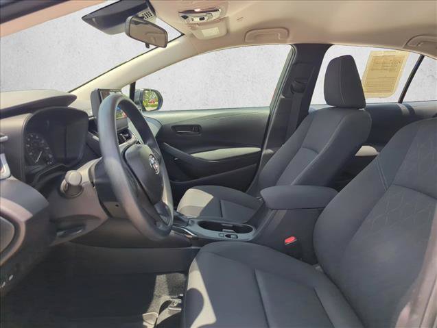 Used 2025 Toyota Corolla LE FWD image 16