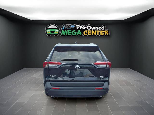Used 2025 Toyota RAV4 XLE AWD/4WD image 21