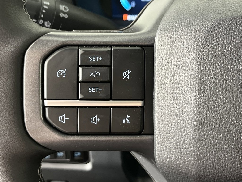 Certified 2025 Ford F350 Lariat image 17