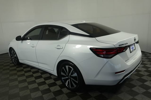 Used 2023 Nissan Sentra SV w/ SV Premium Package FWD image 5
