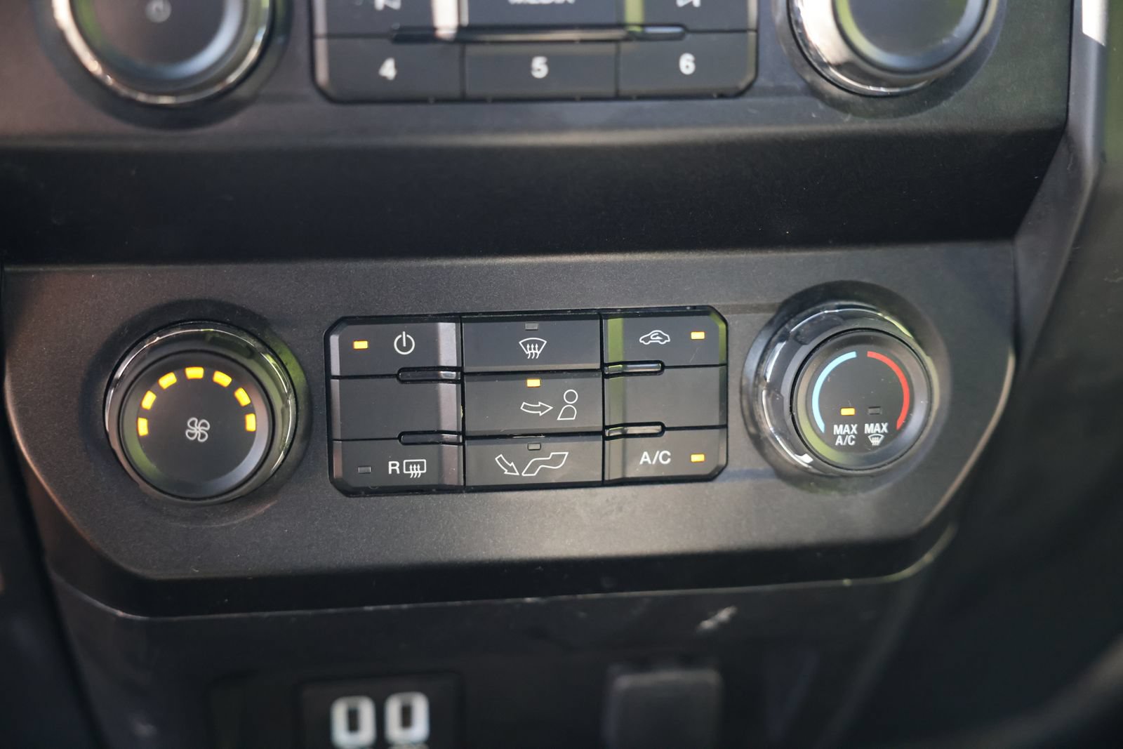 Certified 2019 Ford F150 XL w/ Equipment Group 101A Mid AWD/4WD image 15