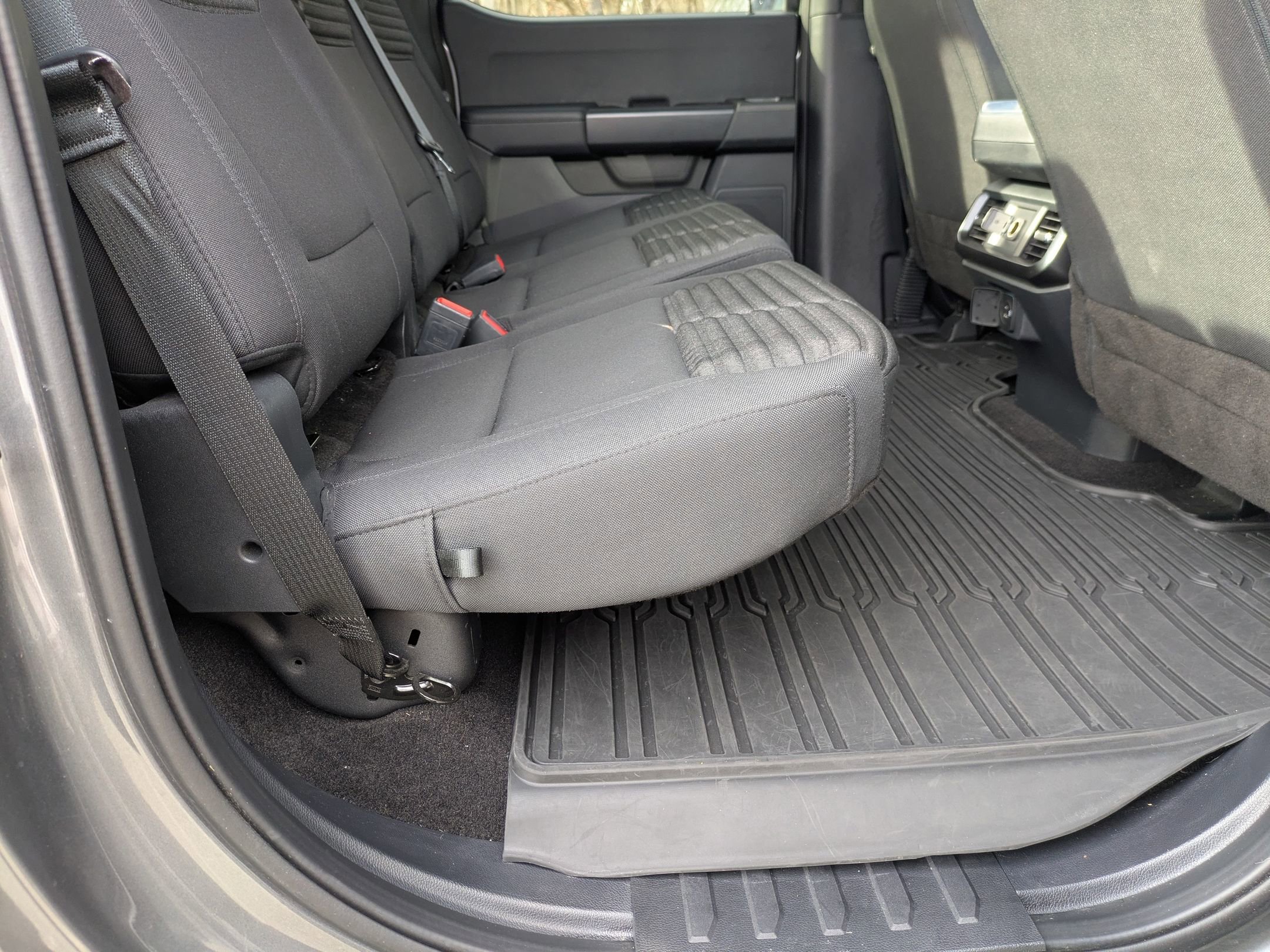 Certified 2022 Ford F150 XL w/ STX Appearance Package image 32