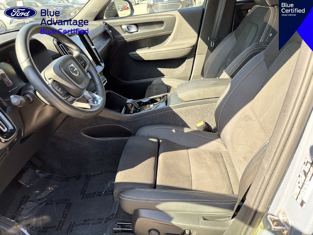 Used 2023 Volvo C40 P8 Recharge Plus AWD/4WD image 16