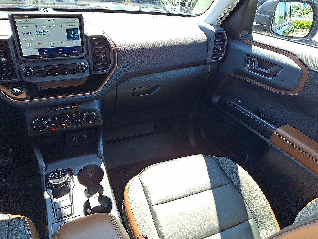 Certified 2023 Ford Bronco Sport Outer Banks w/ Tech Package AWD/4WD image 11