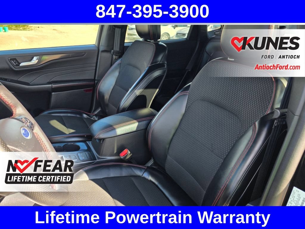 Certified 2025 Ford Escape ST-Line AWD/4WD image 29