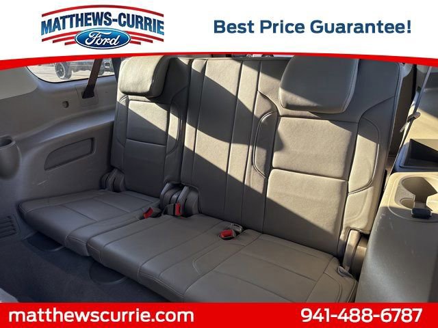 Used 2019 Chevrolet Suburban LT image 13