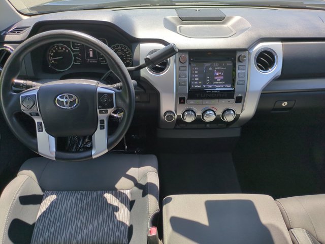 Used 2018 Toyota Tundra SR5 AWD/4WD image 28