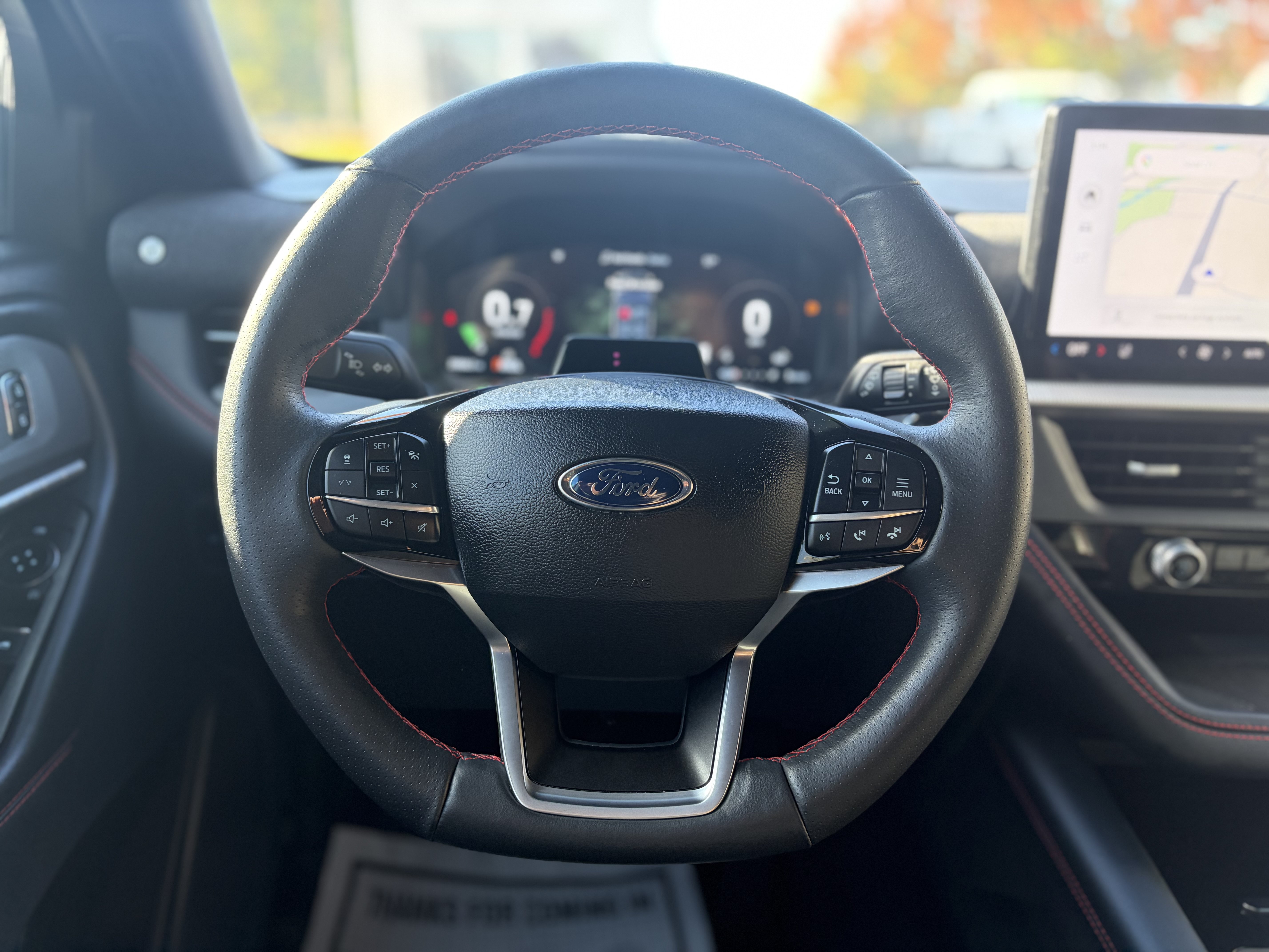 Certified 2025 Ford Explorer ST-Line AWD/4WD image 17