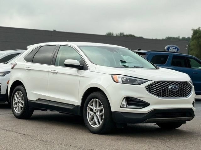 Certified 2024 Ford Edge SEL w/ Convenience Package AWD/4WD image 32