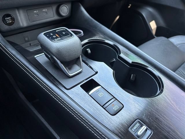 Used 2024 Nissan Rogue Platinum w/ Platinum Premium Package FWD image 30