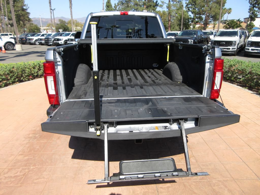 Certified 2021 Ford F250 Lariat w/ Lariat Ultimate Package AWD/4WD image 28