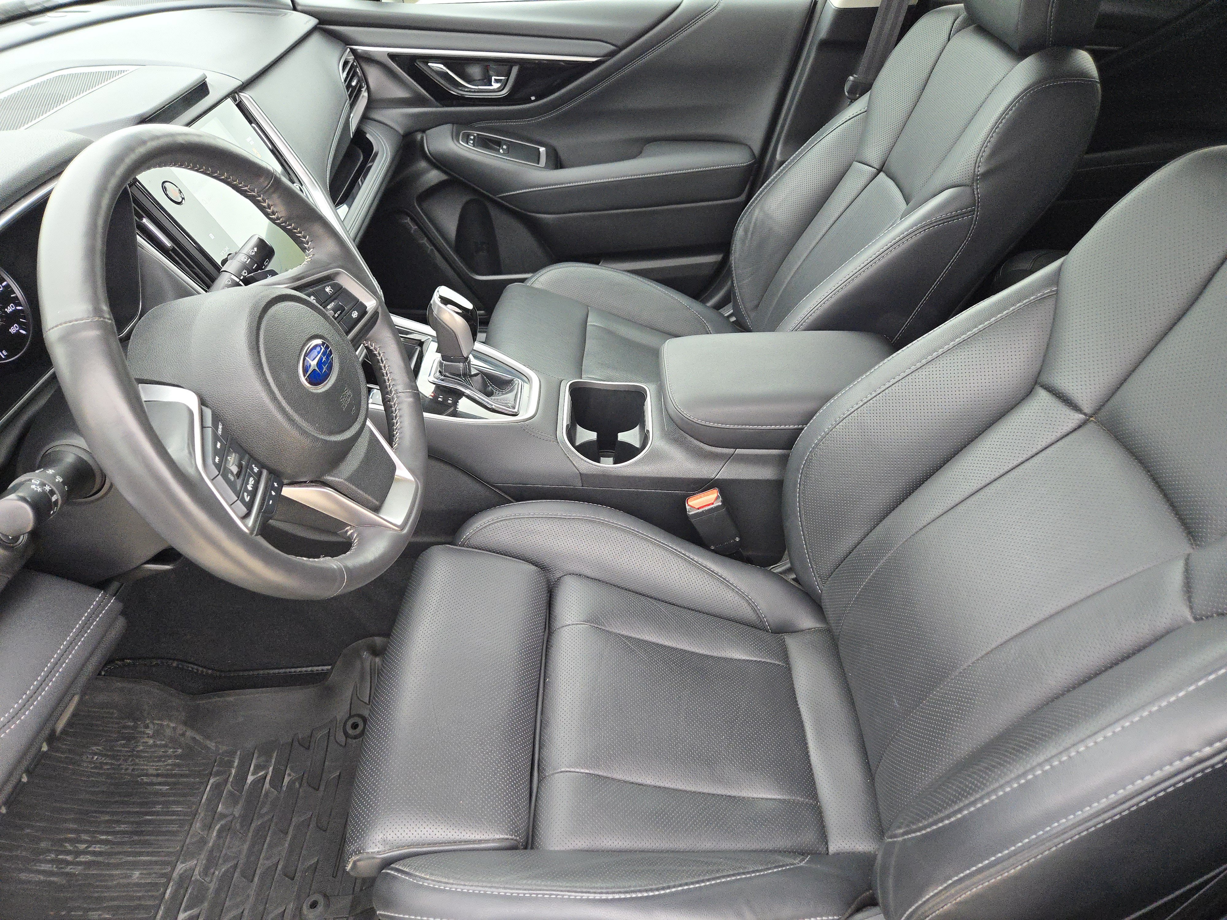 Used 2024 Subaru Outback Touring AWD/4WD image 13