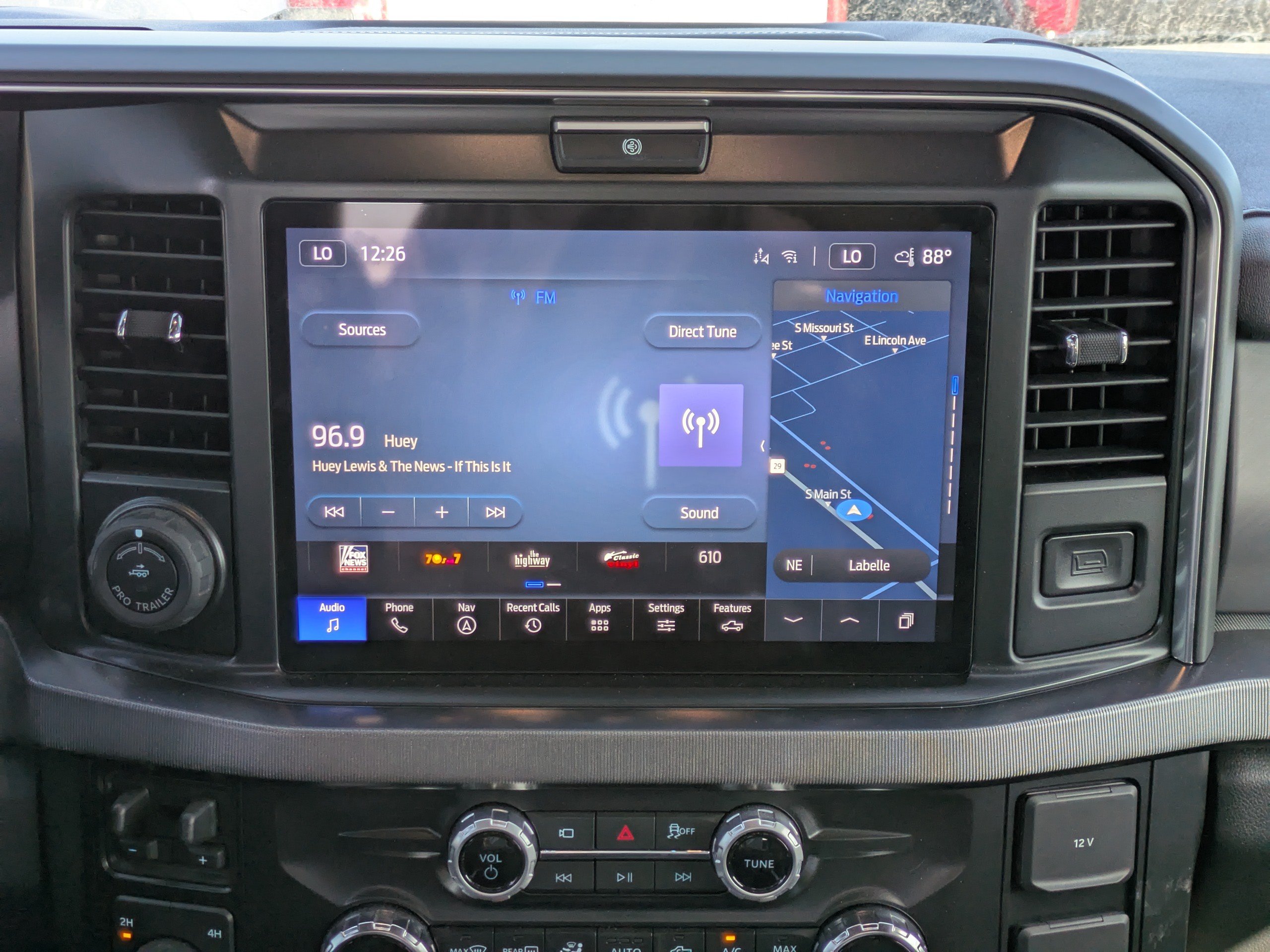 Certified 2025 Ford F250 Platinum AWD/4WD image 17