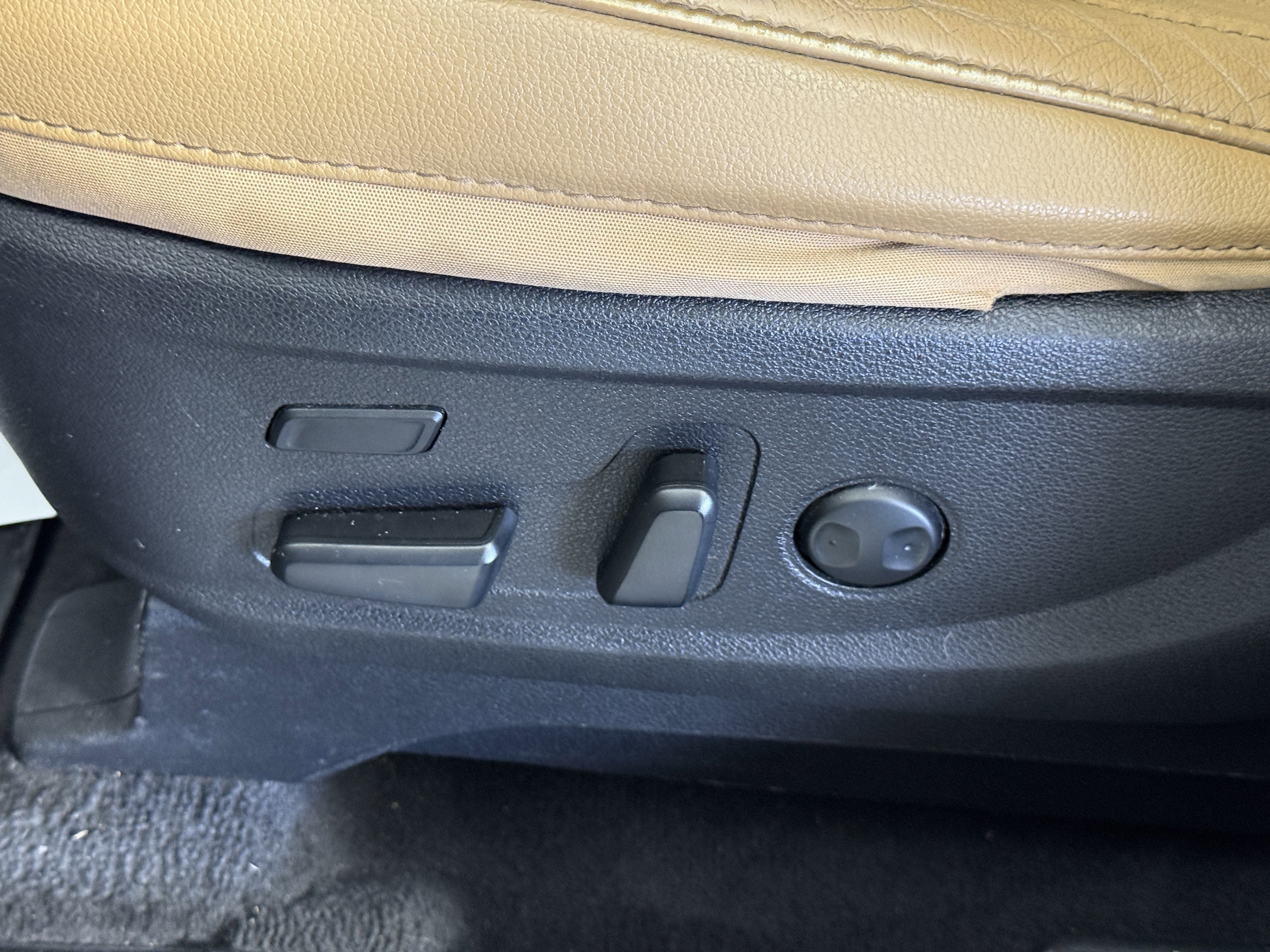 Used 2020 Kia Telluride SX w/ Towing Package image 18