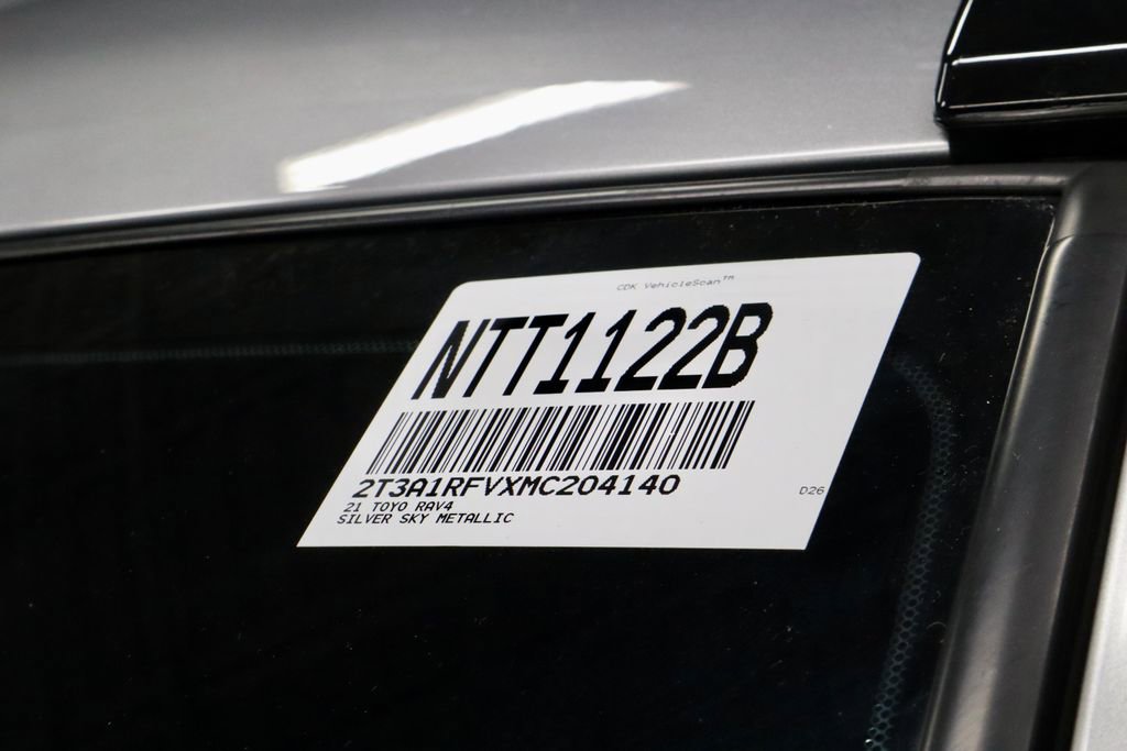 Used 2021 Toyota RAV4 XLE Premium AWD/4WD image 33