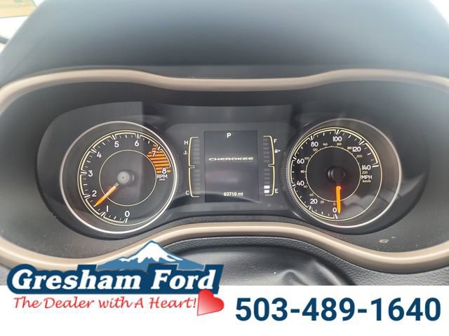 Used 2017 Jeep Cherokee Sport image 19