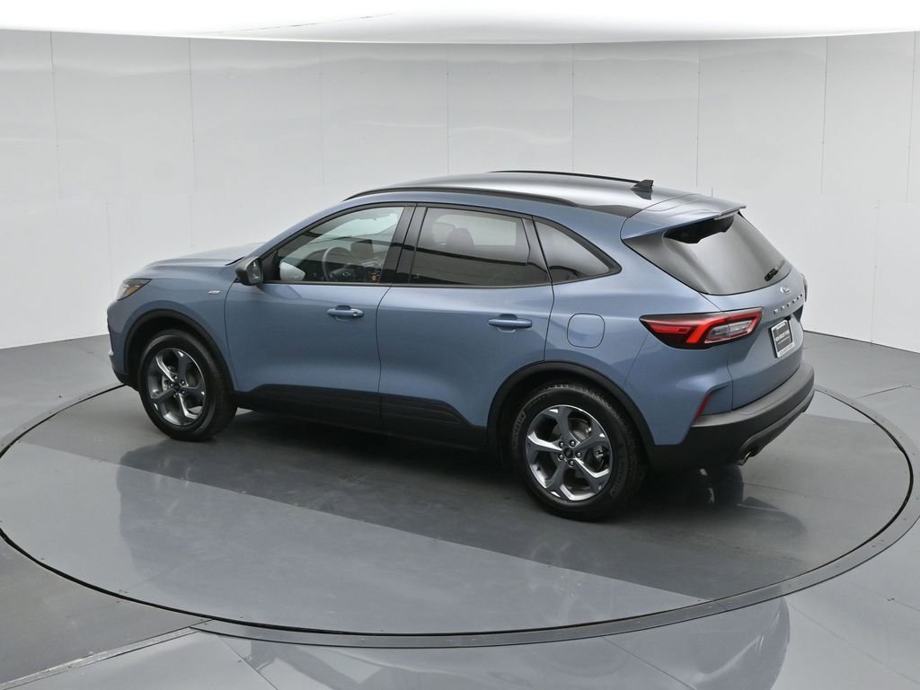 Certified 2025 Ford Escape ST-Line FWD image 44
