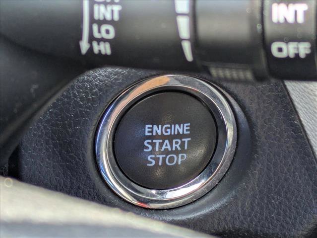 Used 2021 Toyota RAV4 XLE image 14