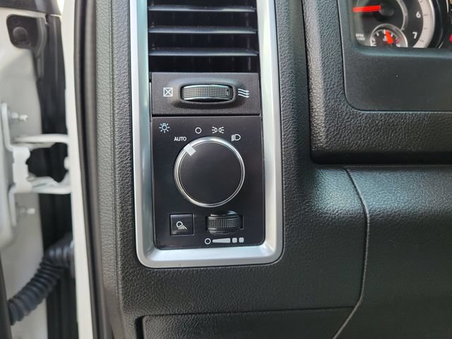 Used 2024 RAM 1500 Warlock RWD image 24