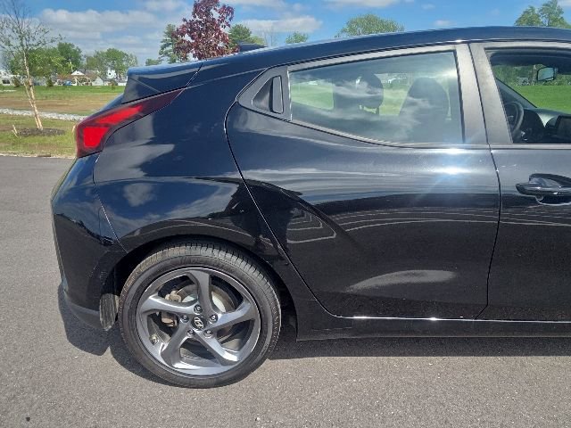 Used 2019 Hyundai Veloster 2.0 FWD image 7