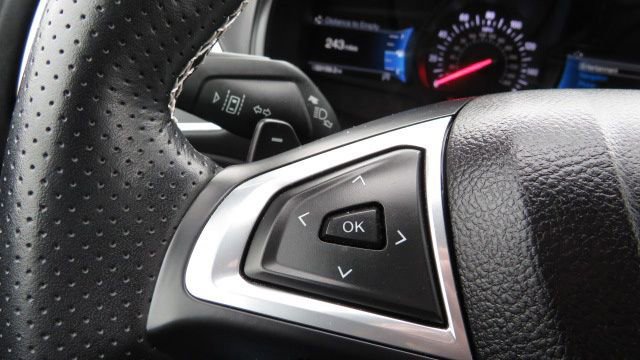 Certified 2022 Ford Edge ST w/ Equipment Group 401A image 25