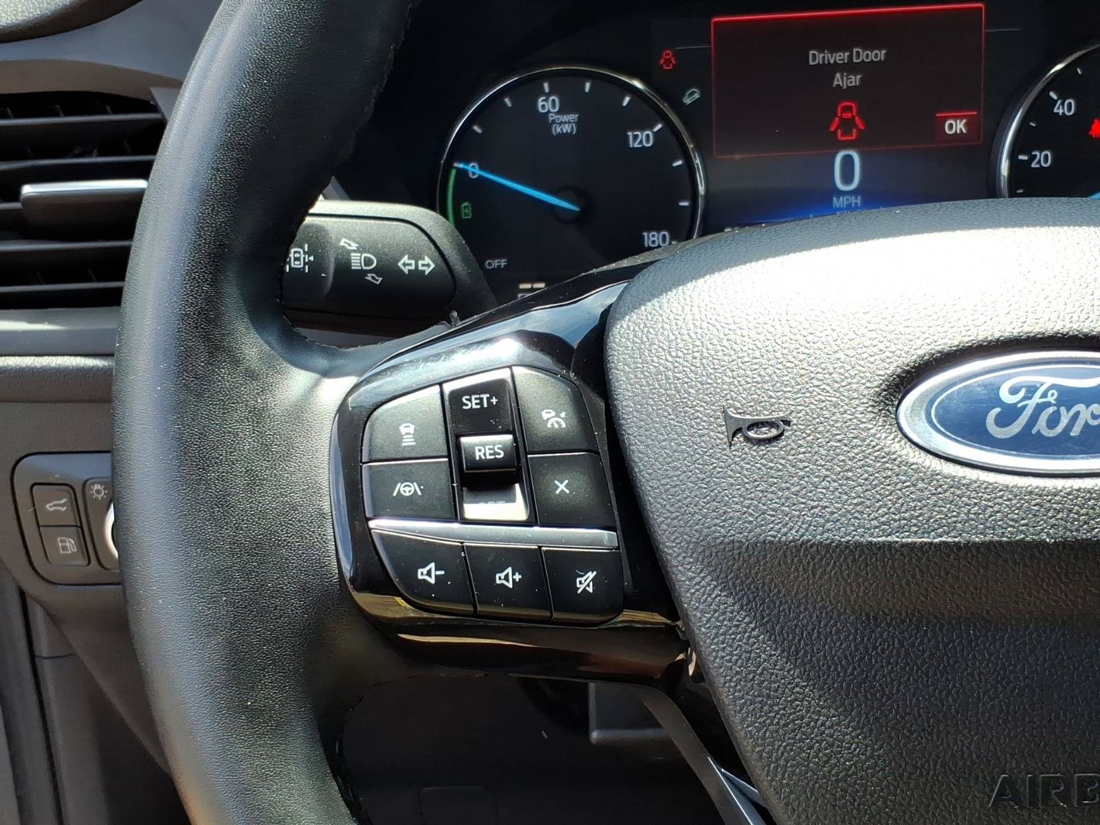 Certified 2022 Ford Escape SE w/ Convenience Package AWD/4WD image 16