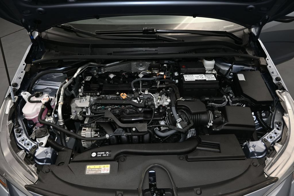 Used 2025 Toyota Corolla LE w/ Convenience Package FWD image 17