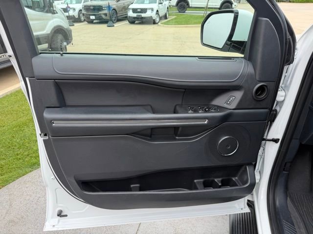 Certified 2024 Ford Expedition Max XLT RWD image 9