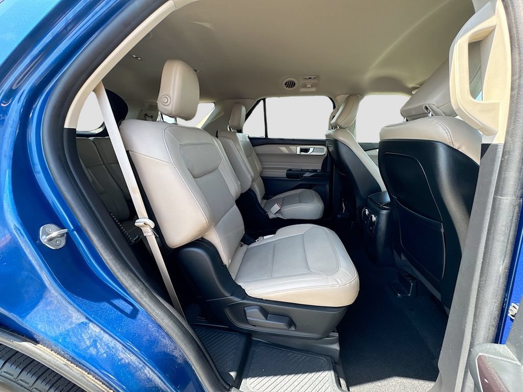 Certified 2020 Ford Explorer Limited RWD image 32