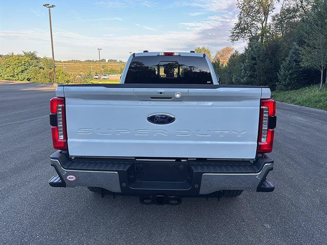 Certified 2024 Ford F350 Lariat w/ Lariat Ultimate Package AWD/4WD image 3