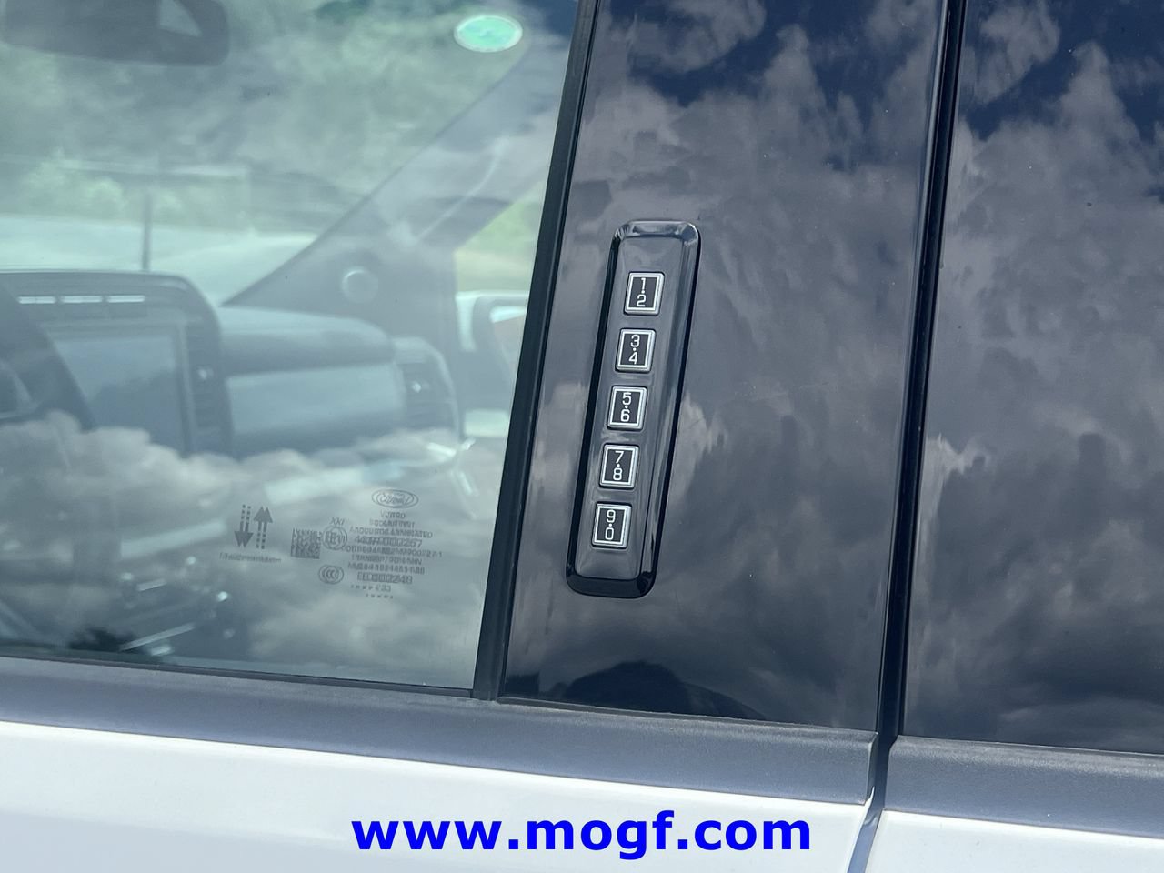 Certified 2023 Ford F150 Lariat w/ Equipment Group 502A High AWD/4WD image 32