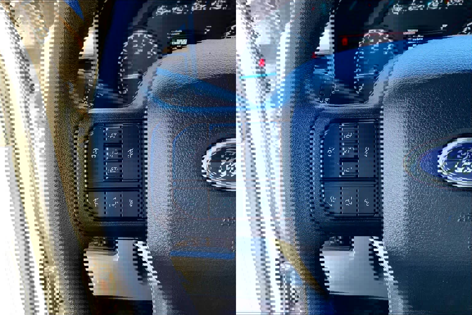 Certified 2023 Ford F250 XL w/ FX4 Off-Road Package image 19