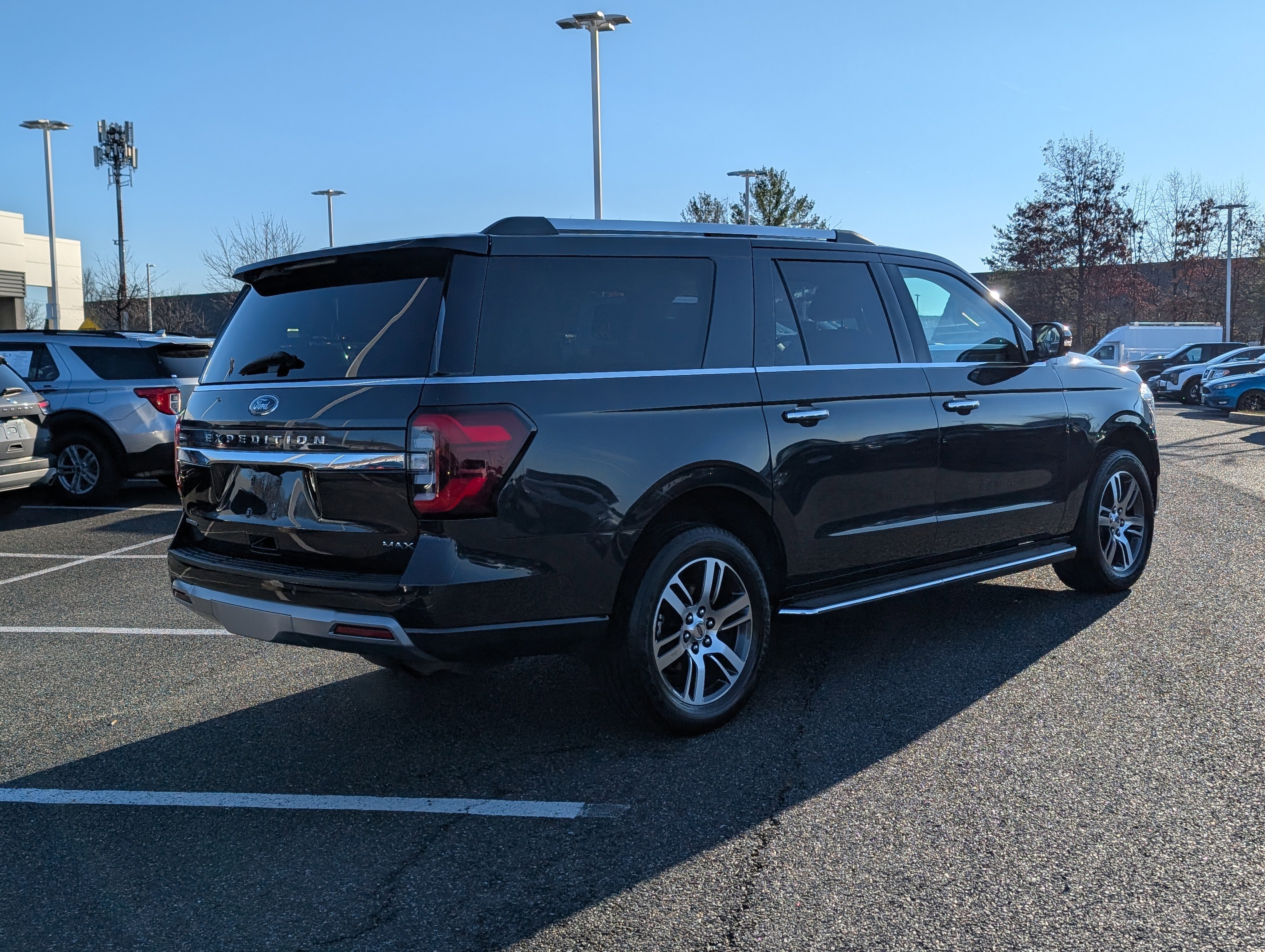 Certified 2023 Ford Expedition Max Limited image 3
