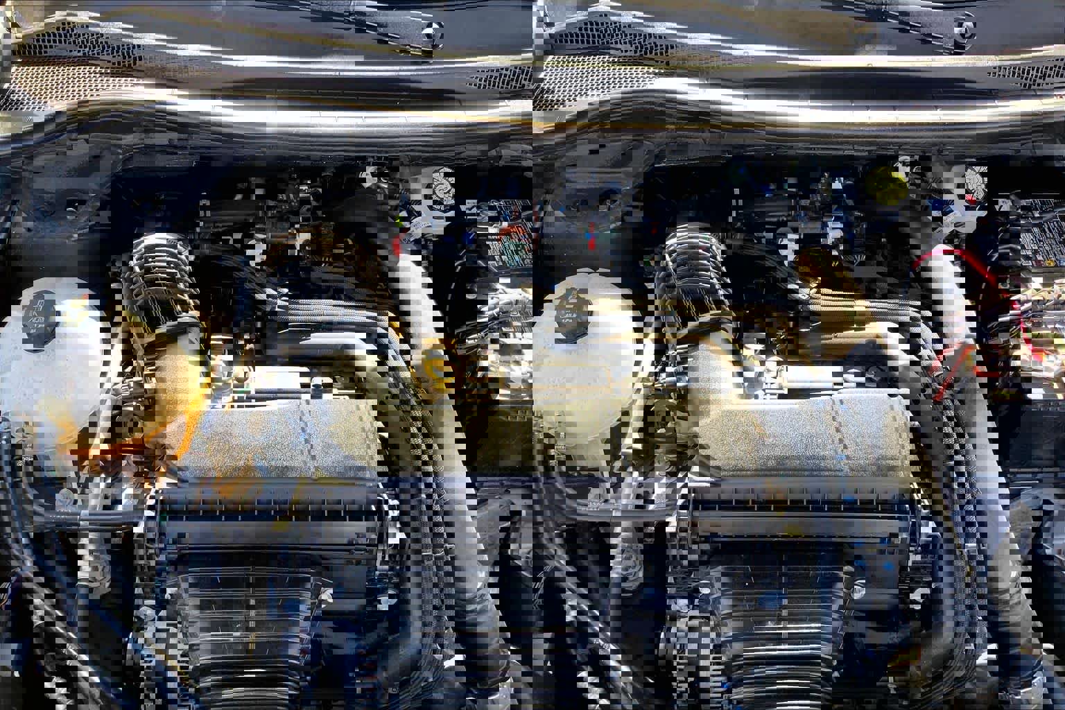 Certified 2025 Ford Escape Platinum AWD/4WD image 32