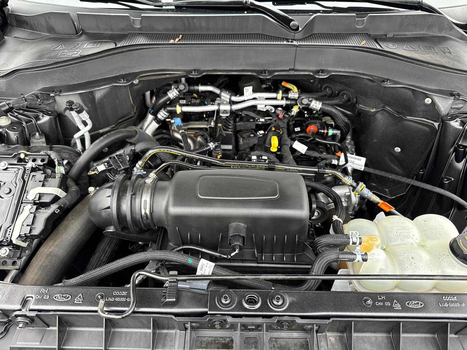 Certified 2022 Ford Explorer XLT w/ Equipment Group 202A image 13