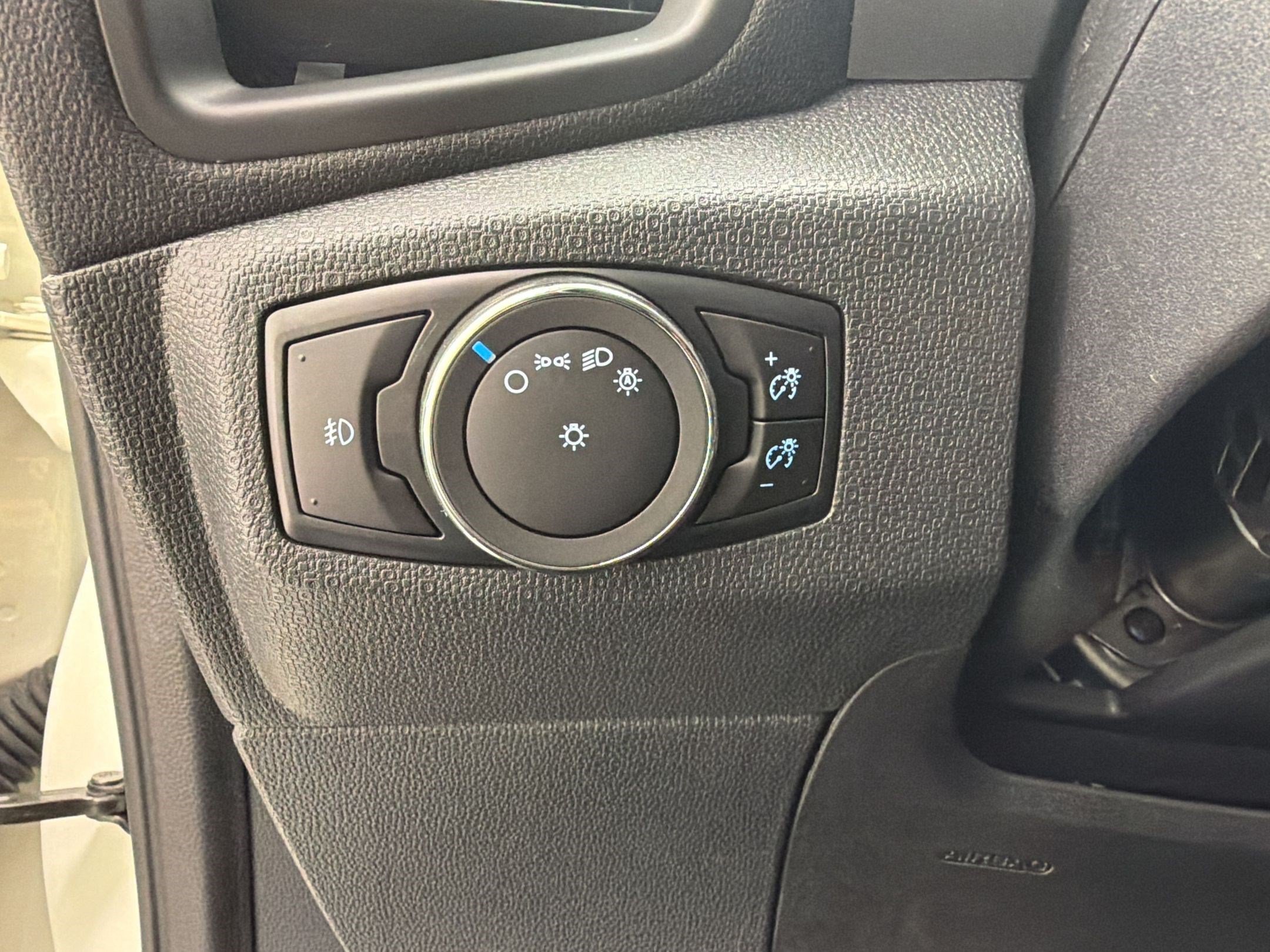 Certified 2021 Ford EcoSport Titanium AWD/4WD image 18