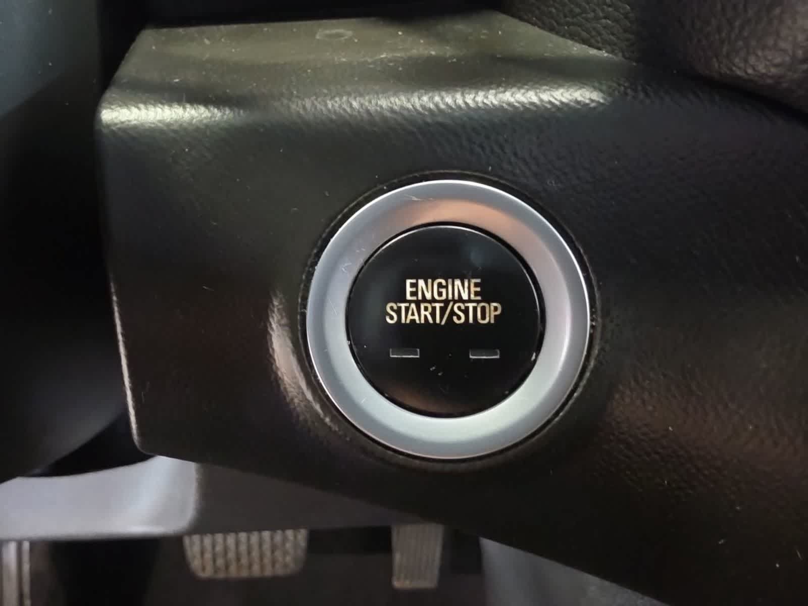 Used 2020 GMC Terrain SLE w/ Driver Convenience Package FWD image 26