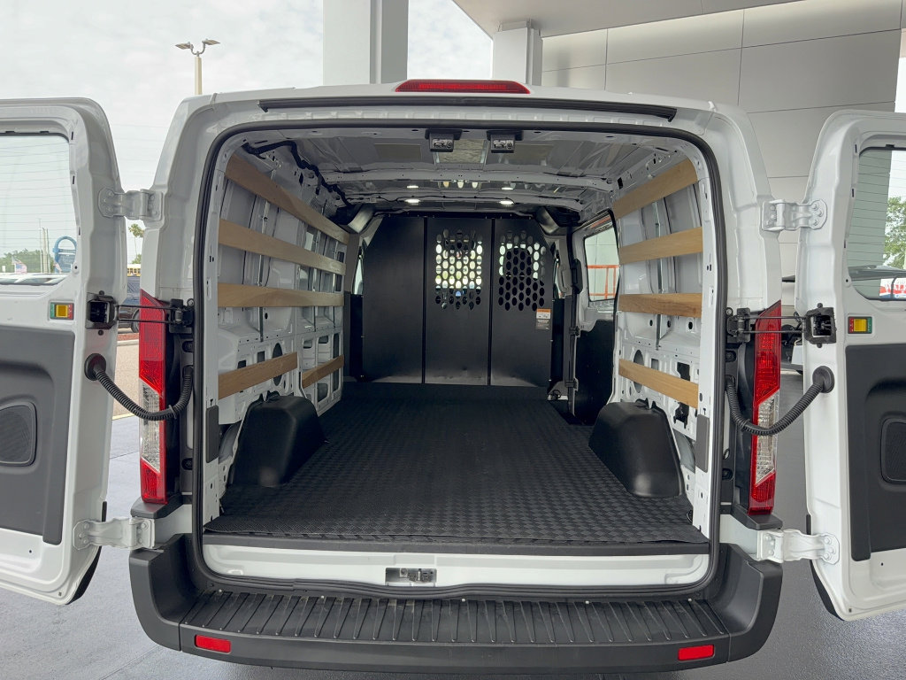 Certified 2025 Ford Transit 250 Low Roof w/ Exterior Upgrade Package RWD image 9