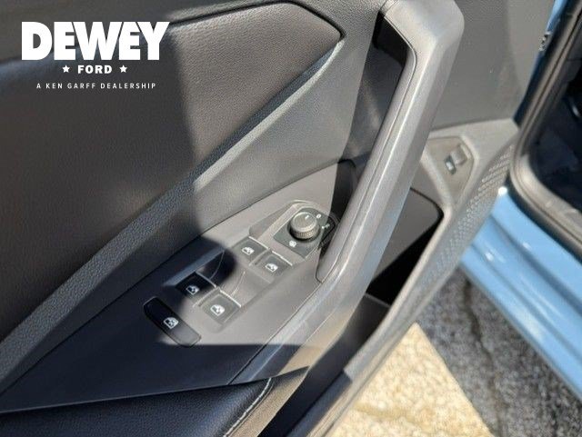 Used 2025 Volkswagen Jetta S FWD image 11