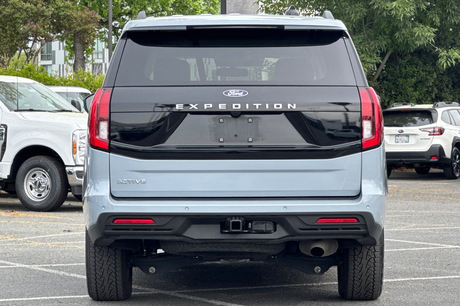 Certified 2025 Ford Expedition Active image 4