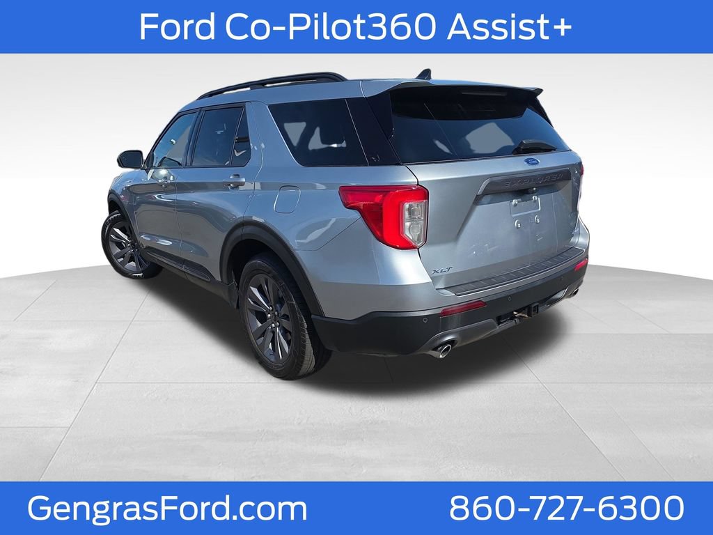 Certified 2022 Ford Explorer XLT w/ Equipment Group 202A AWD/4WD image 7