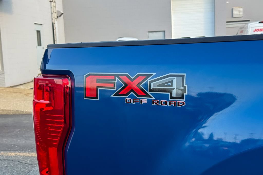 Certified 2022 Ford F250 XL w/ STX Appearance Package AWD/4WD image 19